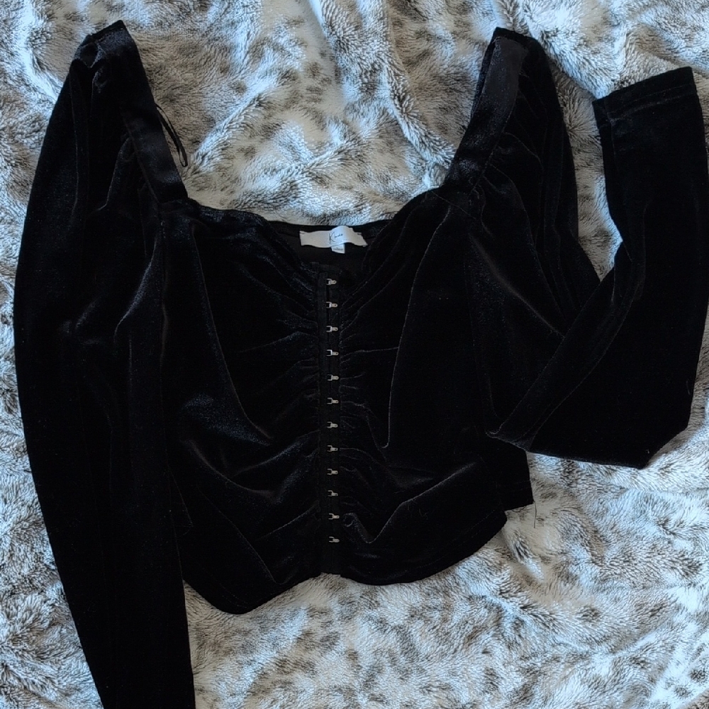 Elegant Black Velvet Women's Top